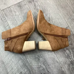 FR x FP Vegan Alameda Ankle Boots Size 7M thumbnail 6