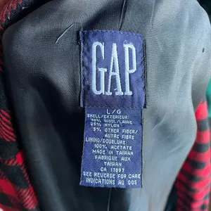 Vintage GAP Christmas Holiday Wool Blend Plaid Buffalo Check Red Black Blazer L‎ thumbnail 3