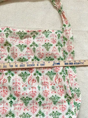 Free People Large Cloth Reusable Bag Christmas Theme Mistletoe NEW thumbnail 5