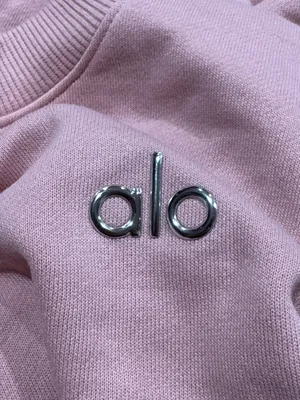 Alo Cropped Accolade Crewneck Sweatshirt Candy Heart Pink Women’s XS thumbnail 3