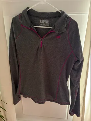 New Balance Dry Gray Pink Sweatshirt Size L thumbnail 1