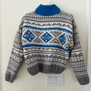 Urban Outfitters Blue and Gray Textured Scout Shrunken Zip-Up Sweater Size S thumbnail 10