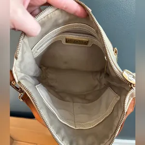 Valentina Crossbody Bucket Bag thumbnail 12