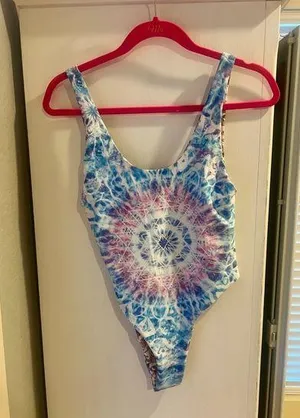 Reversible swim suit! One piece thumbnail 1