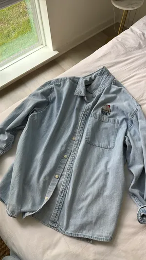 Abercrombie & Fitch Oversized Jean Shirt Embroidered thumbnail 3