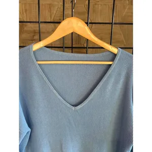 Womens Knit Sweater Medium Blue V-Neck Pullover Long Sleeve Cozycore thumbnail 2
