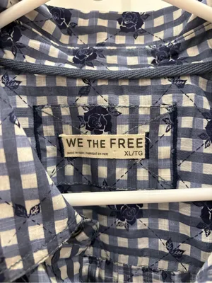 We the Free by Free People Hidden Flower Camo Shirt Size XL thumbnail 3