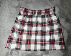 Hollister Plaid Mini Skirt in White, Red & Black thumbnail 4