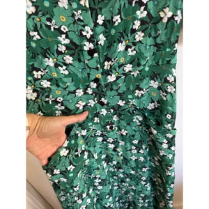 The Kit Cobie shirt dress in Green Primrose floral print size 6‎ thumbnail 8