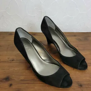 Loft Womens Shoes Size 8M Black Leather Slip-On Peep Toes Velvet Wedge Heels thumbnail 7