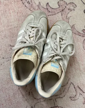 Adidas Shoes thumbnail 1