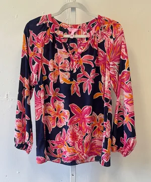 Lilly Pulitzer‎ Silk Floral Orchid Print Blouse Navy Pink Long Sleeve Small Boho thumbnail 1