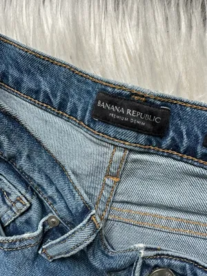 Banana Republic Distressed Ankle Straight Jeans thumbnail 8