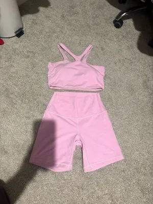 Lululemon Pink Set bend this V and racer bra and 6” align shorts thumbnail 3