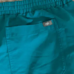 FIGS Yola™ High Waisted Scrub Pants Pacific Blue thumbnail 8