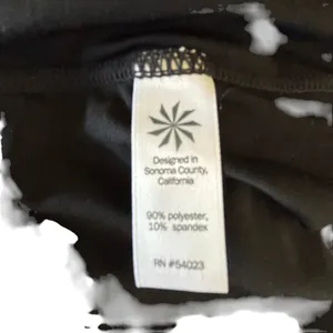 ATHLETA L Black Long Sleeve 1/4 Zip Up Shirt Tee T-shirt Activewear Top Wicking thumbnail 4
