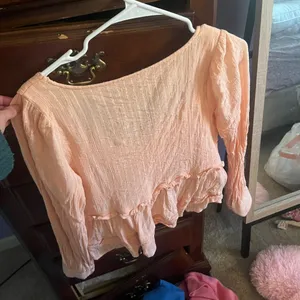 American Eagle Coral  blouse! thumbnail 3