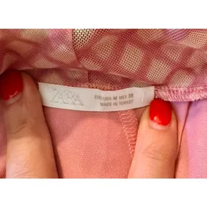 Zara Tulle Cawl Neck Long Open Back Dress in Bubblegum Pink Women's sz. M thumbnail 4