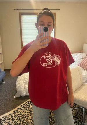 Bass Pro Shops T-Shirt red thumbnail 1