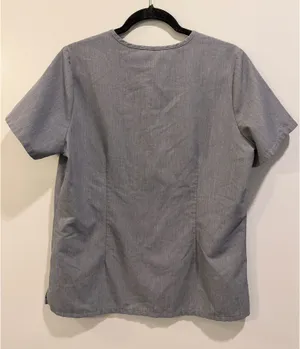 FIGS Catarina One Pocket Scrub Top Graphite Grey PO 2974 thumbnail 7