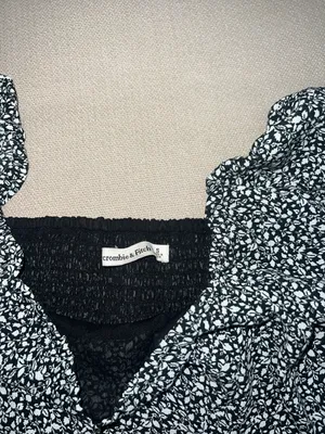 Abercrombie Puff Sleeve Long Sleeve Top thumbnail 2