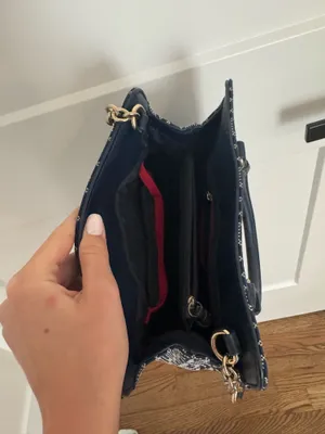 Tommy Hilfiger Purse thumbnail 4