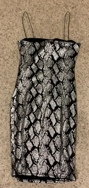 Windsor Glitter Snake Skin Cocktail Dress thumbnail 4