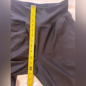 Old Navy Active PowerSoft High Rise Joggers Women’s Medium Black Go-Dry thumbnail 7