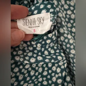 Sienna Sky Green White Floral Dress Size Small Small thumbnail 6