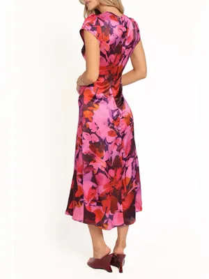 NEW Petal + Pup Lisbeth Cap Sleeve Satin Midi Dress in Magenta Floral - Size S thumbnail 2