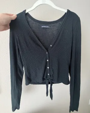 Abercrombie & Fitch Long Sleeve Knit Top thumbnail 1
