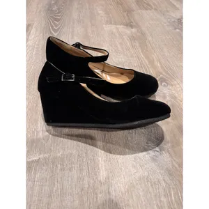 Forever Mary Jane‎ Wedge Heels Black Suede Ankle Strap Platform Pumps Shoes thumbnail 2