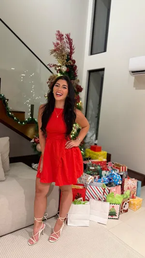 Red Dress Francesca's thumbnail 2