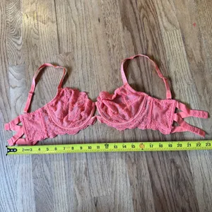 Free People Coral Pink Floral Lace Underwire Bra 32DD Double Back Strap‎ thumbnail 4