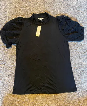 Francesca's Top thumbnail 1