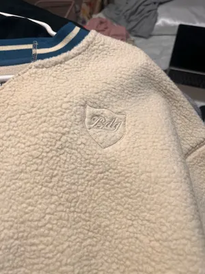BDG Urban Outfitters Fleece Collins Pullover Sweatshirt thumbnail 3