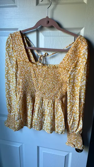 Floral Top thumbnail 1