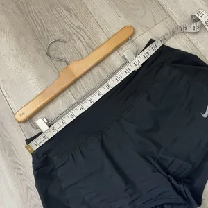 Nike Workout Shorts dri-fit fitted womens Black (small) activewear running gym thumbnail 3