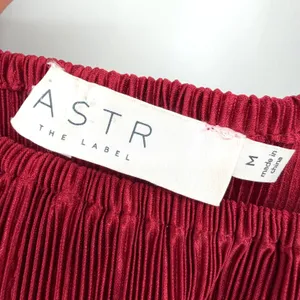 ASTR The Label Blouse Women M Wine Plisse Smocked Romantic Holiday thumbnail 5