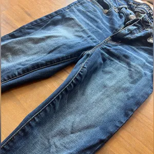 American Eagle High Rise Jeggings Size 4 thumbnail 1