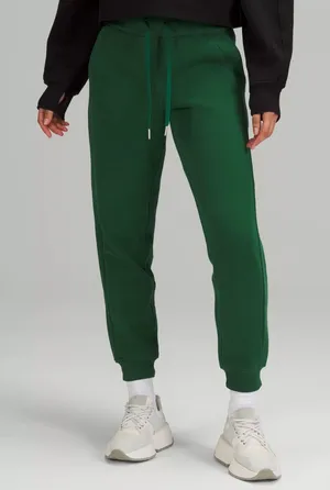 Lululemon Scuba Joggers in Green Size 4 thumbnail 1