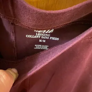 𝅺AERIE leggings thumbnail 3