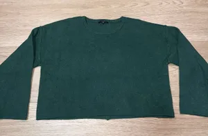 Papermoon Boutique Women's Green Cropped Sweater Small thumbnail 1