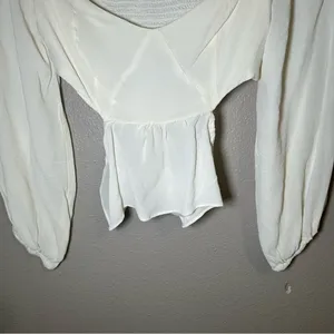 Reformation Laraine Ivory Off The Shoulder Cropped Blouse Women’s Size Medium 8 thumbnail 6