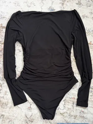Free People Black Long Sleeve V-Neck Ruched Bodysuit thumbnail 5