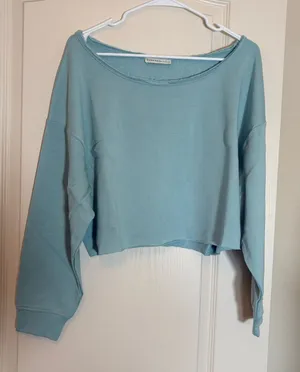 Zenana Cropped Raw Edge Boat Neck Sweatshirt Top Size Large light blueish color thumbnail 1