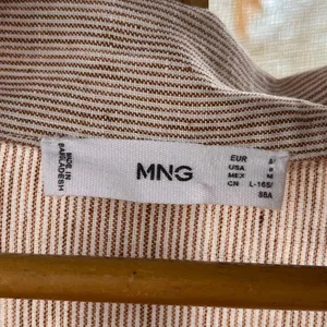 MNG Women's 100% Linen Brown Striped Mini Dress Size 6 thumbnail 4