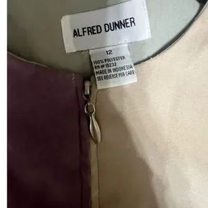 Alfred Dunner Womens Colorblock Patchwork Pant Suit Set Sage Purple Tan 12/10 thumbnail 5