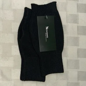 Novato Fingerless Gloves Black thumbnail 3