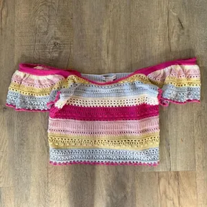 Sincerely Jules‎ Striped Crochet Crop Top Off Shoulder Ruffle Sleeve Pink Yellow thumbnail 3